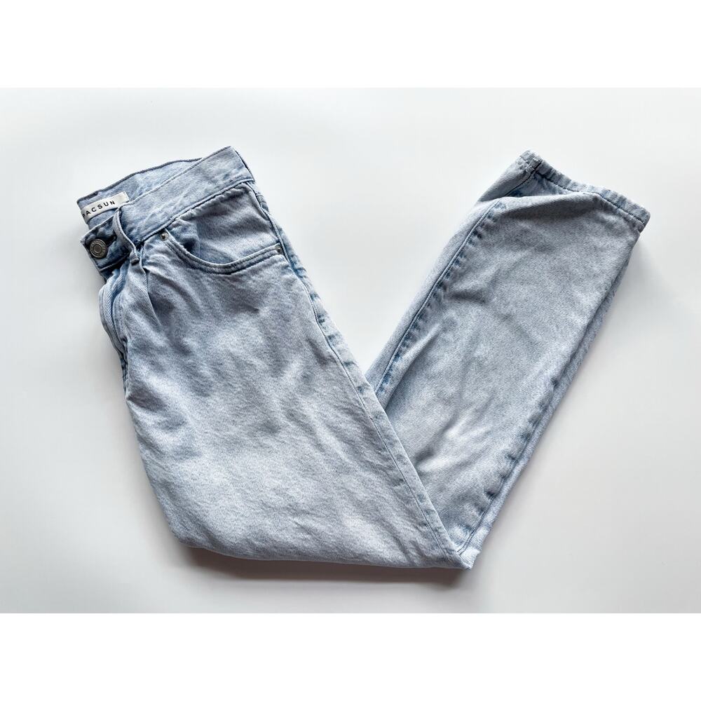 Pacsun Light Wash Pleated Jeans Straight Leg Size 28
